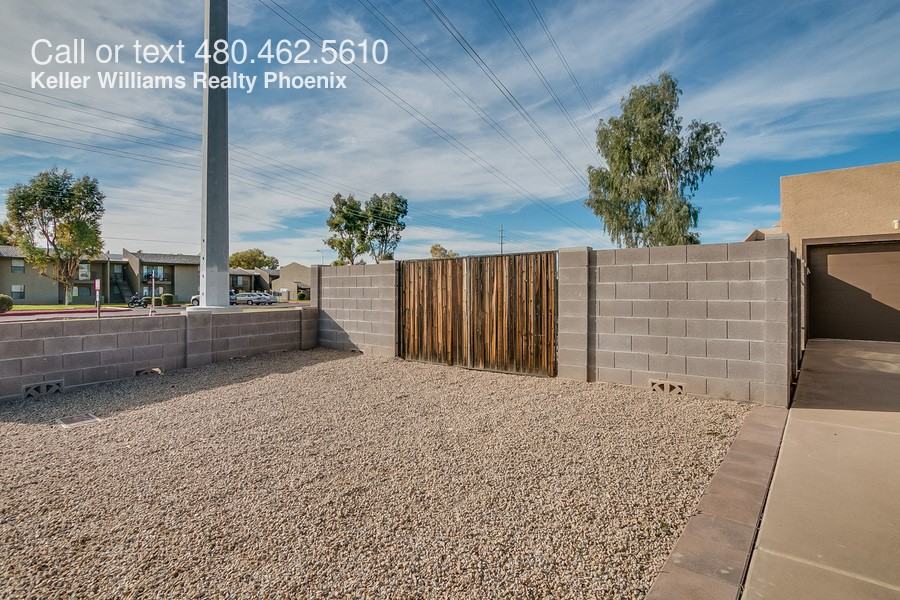 460 N 64th Pl - Photo 3 of 50