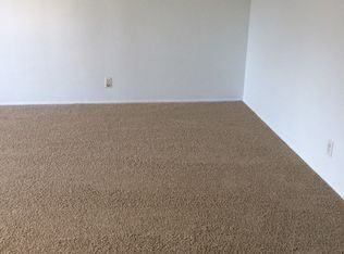 118 N San Marino Ave - Photo 3 of 11