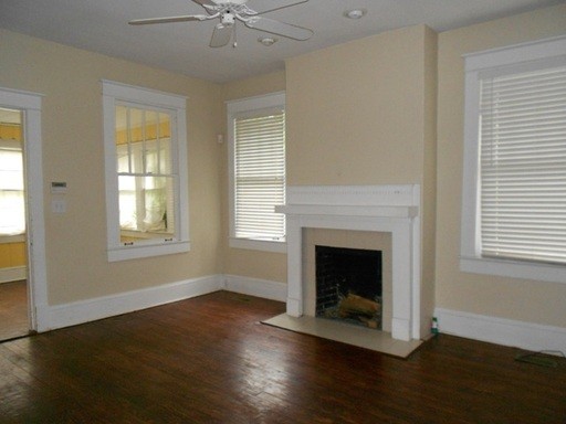 121 Hinsdale Ave - Photo 3 of 10
