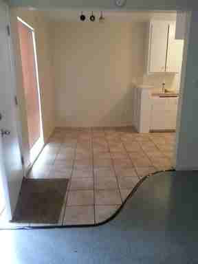 207 E Orchard St - Photo 2 of 6