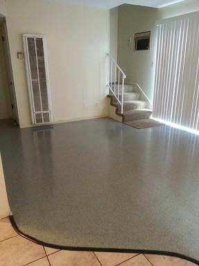 207 E Orchard St - Photo 3 of 6