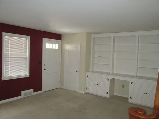 1257 Cedarcroft Rd - Photo 2 of 21
