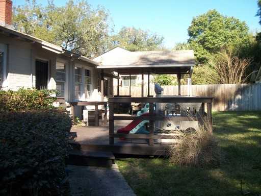 4633 Pinewood Ave - Photo 3 of 17
