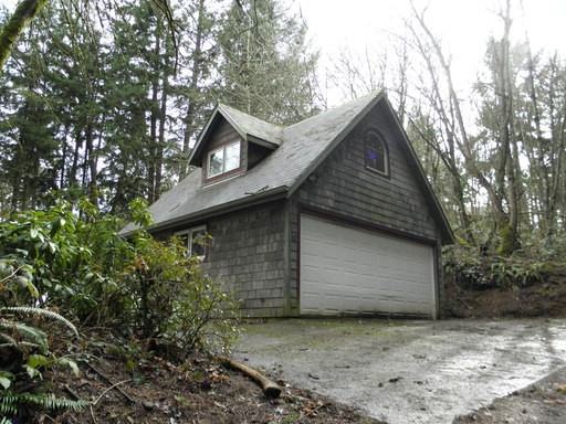 147 N Main St - Photo 2 of 32