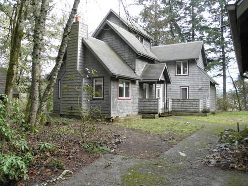 147 N Main St - Photo 3 of 32