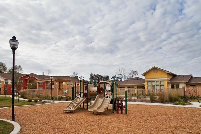 Auburn Square - Photo 3 of 6