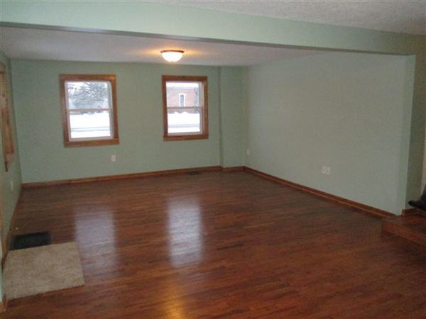 2009 Hagadorn Rd - Photo 3 of 13