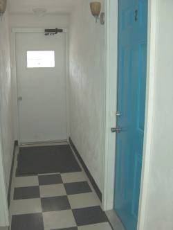 Fissure House Apartments - Photo 2 of 8