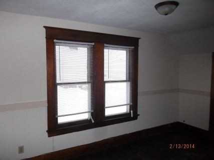 48 100th St SE - Photo 2 of 13