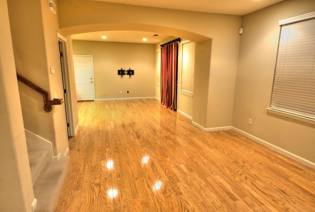 465 S 22nd St - Photo 3 of 18