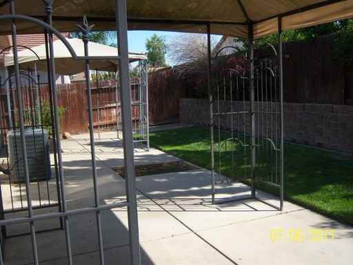 7915 Dersingham Dr - Photo 2 of 4