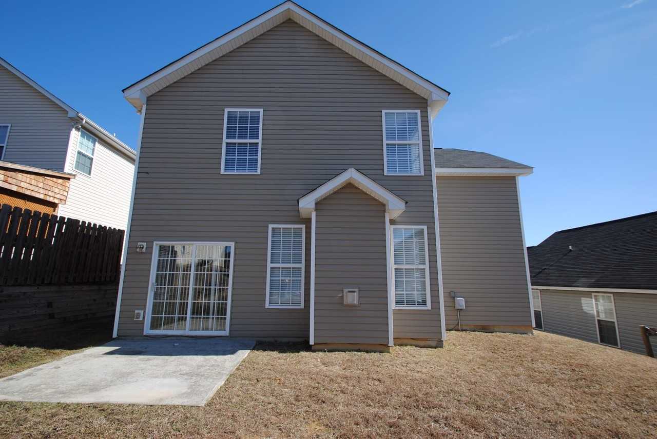 3241 Elliot Jacob Ave - Photo 2 of 8