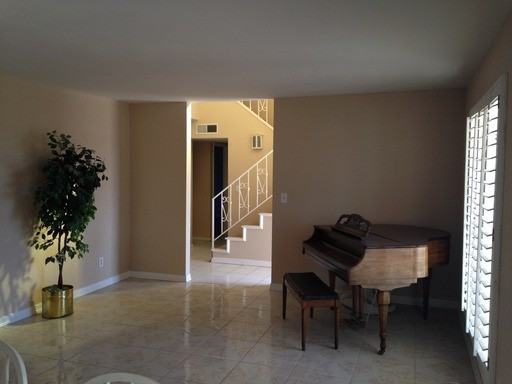 10817 Bella Vista Dr - Photo 3 of 11