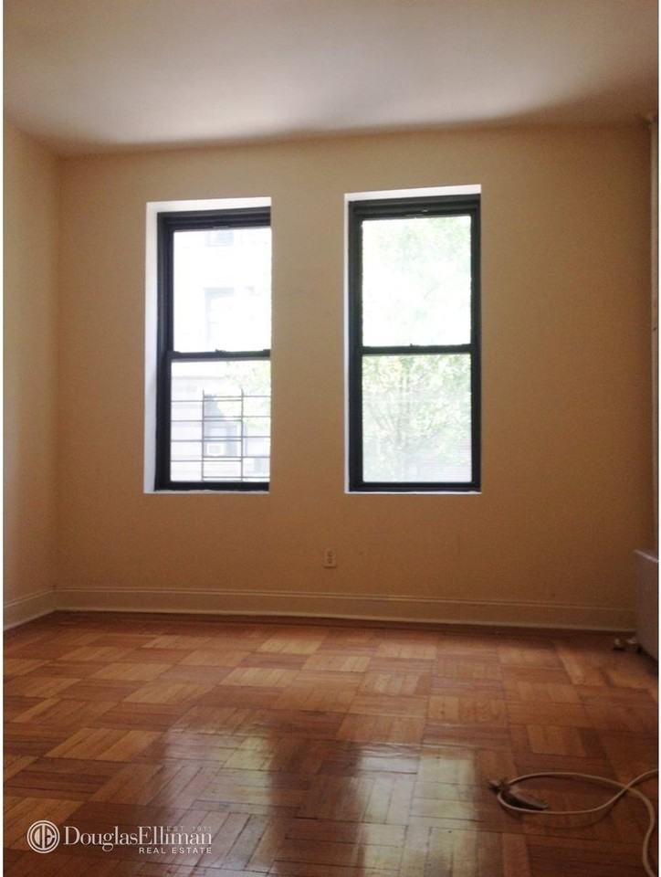 587 Riverside Drive & Street #4E