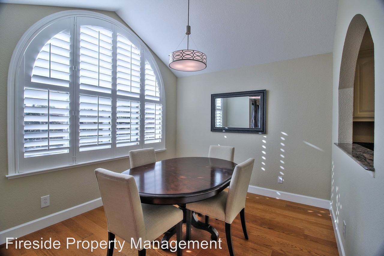 16910 Sorrel Way - Photo 3 of 12