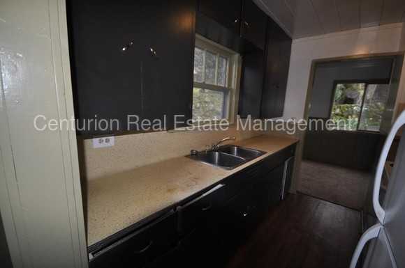 232 Cherry St - Photo 3 of 10