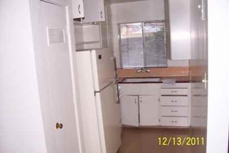 1133 S Second St - Photo 2 of 5