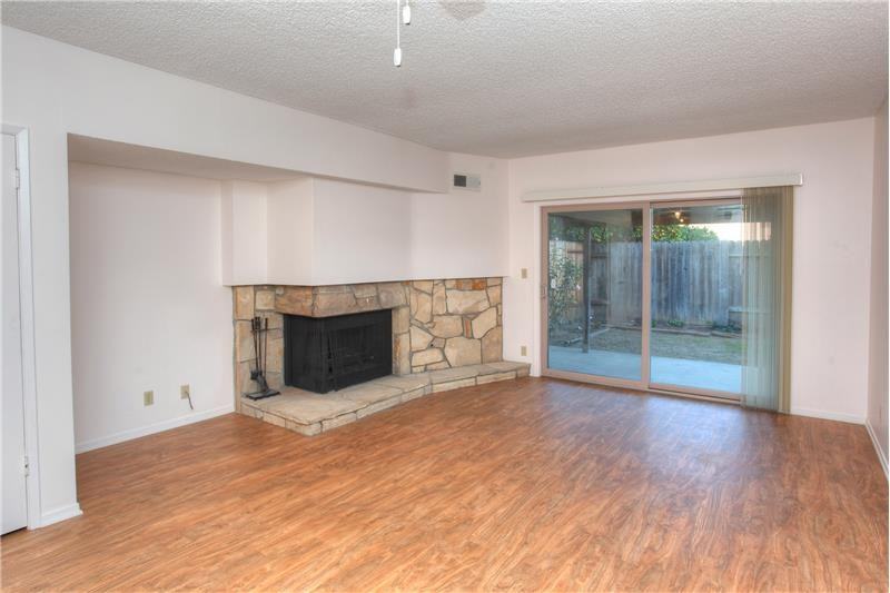 3734 Venitia Ln - Photo 2 of 11