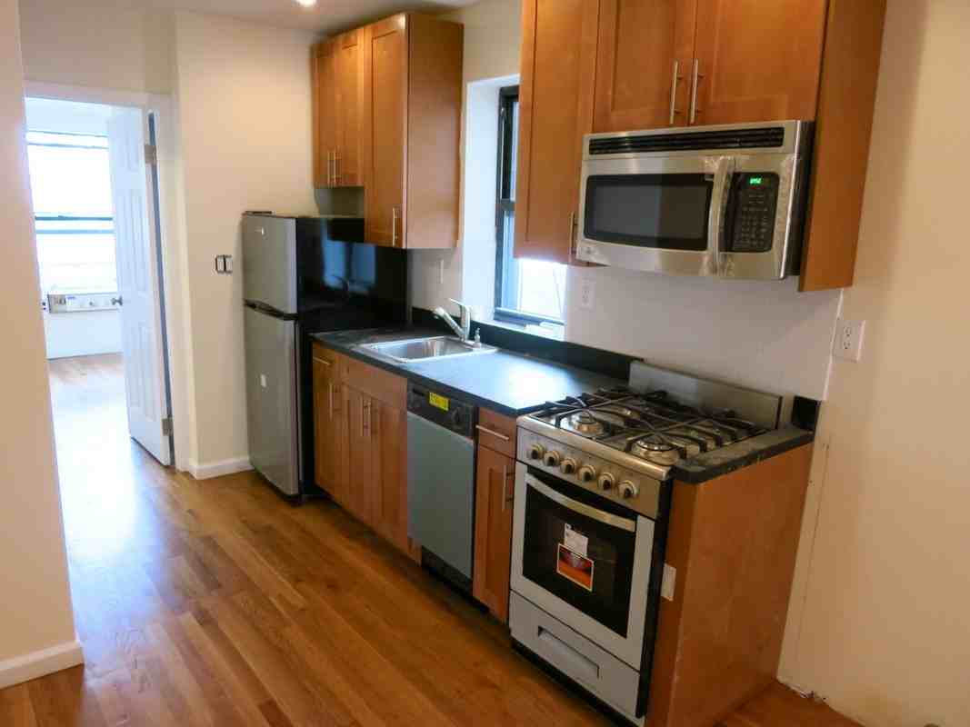 113 St Marks Pl #5EF