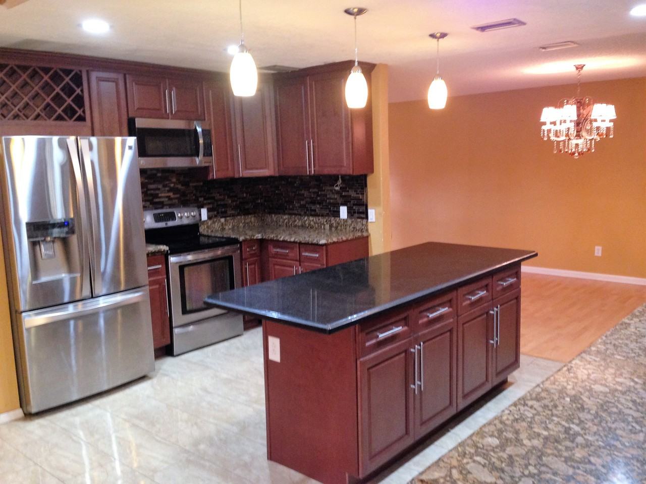 1723 SE Van Loon Terrace - Photo 3 of 19