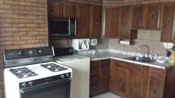 30 Porter Street - Photo 2 of 9