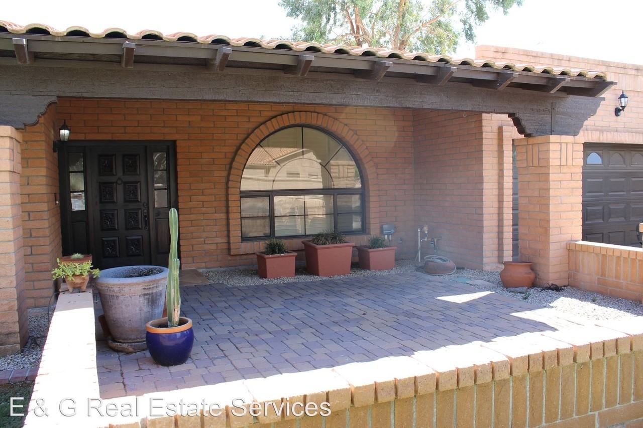 7865 E Windrose Dr - Photo 3 of 23