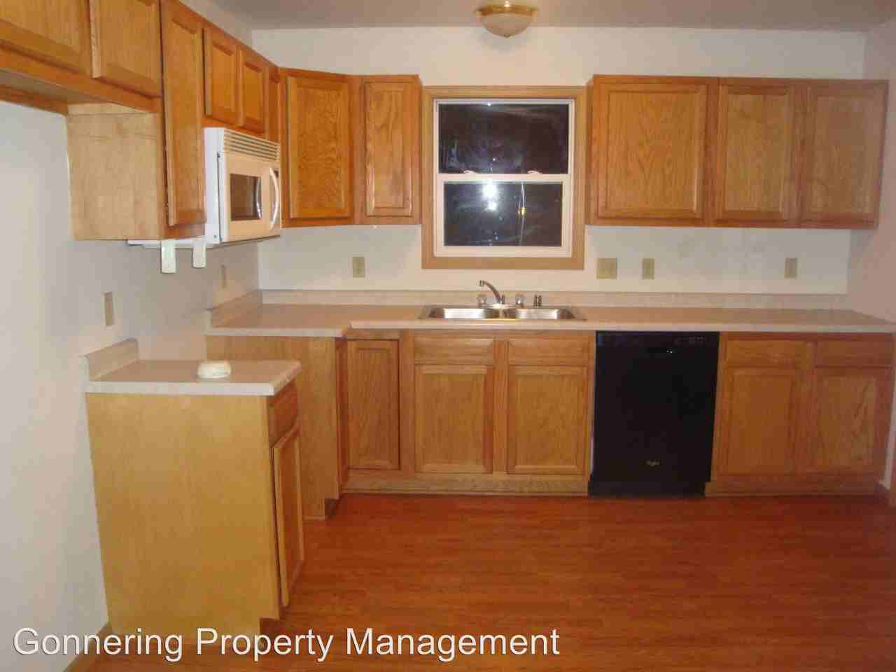 3118 S Kennedy Dr - Photo 2 of 3