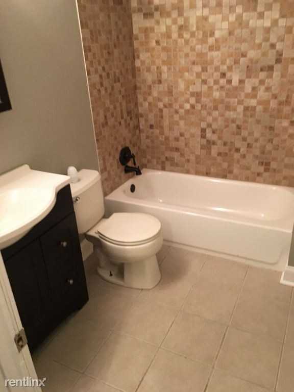 19 Franklin St - Photo 3 of 8