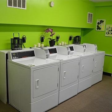 Regency Square Apartments - Photo 3 of 5