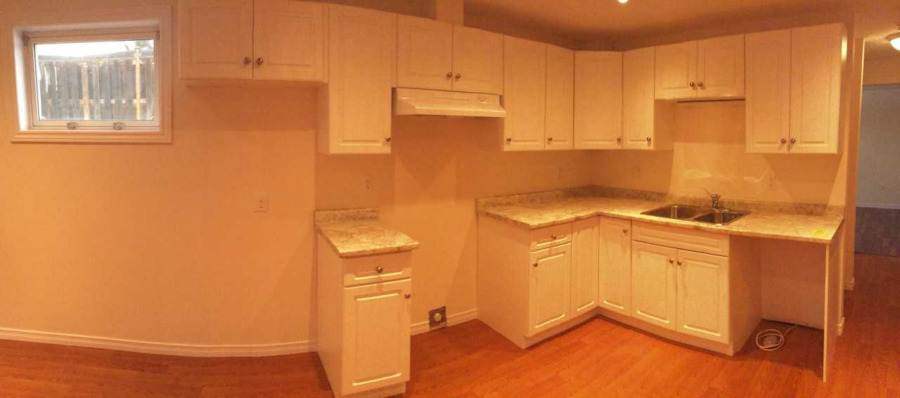 319 Stevenson Street North - Photo 2 of 10