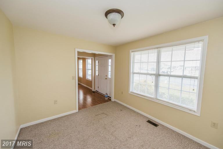 366 Ford Cir - Photo 3 of 30