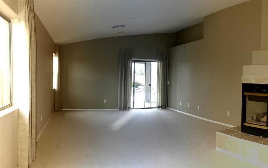 1192 Arden Ct - Photo 3 of 8