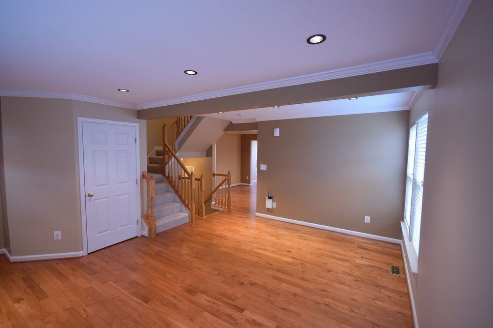 7017 Sauvage Ln - Photo 3 of 14