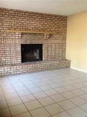 3032 N 79th Ln - Photo 2 of 8