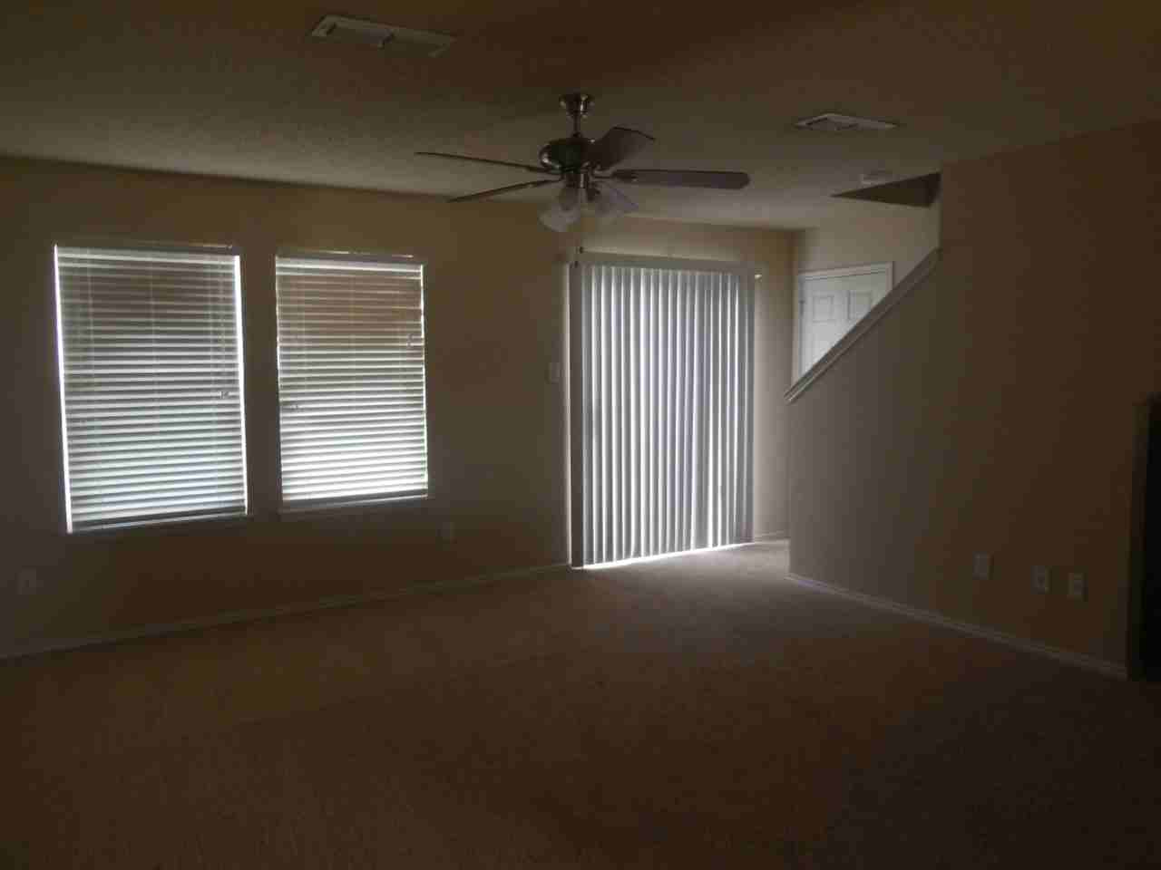 3708 Venera St - Photo 2 of 10