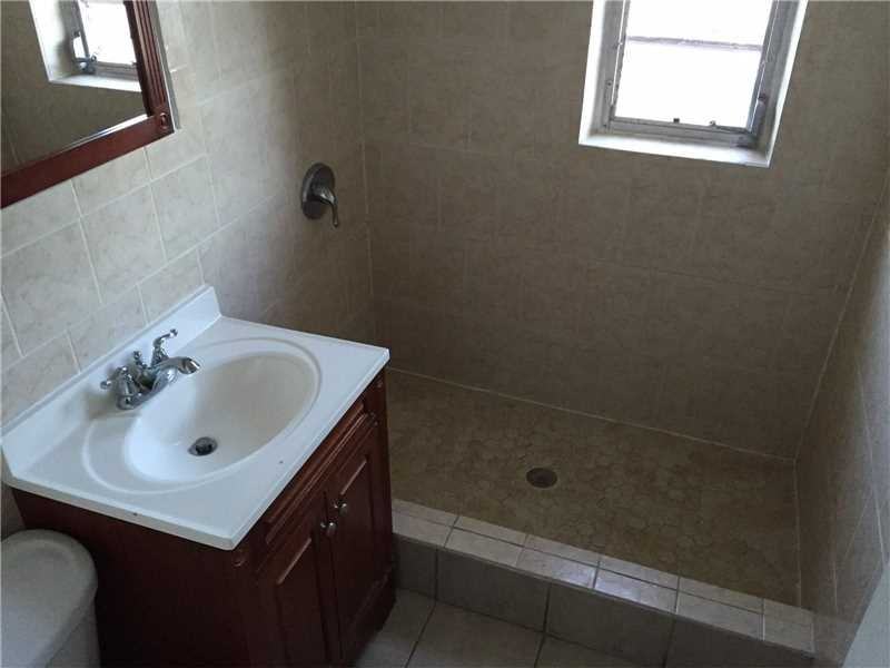 3401 SW 9th Terrace - Photo 2 of 8