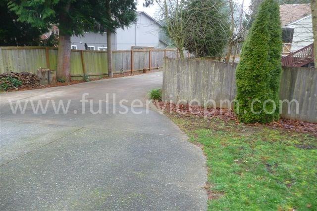 11630 23rd Ave SW #B - Photo 3 of 12