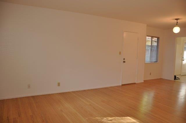 20371 Williams Avenue - Photo 3 of 30