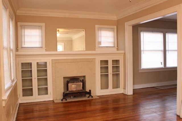 2441 E 67th Terrace - Photo 2 of 5