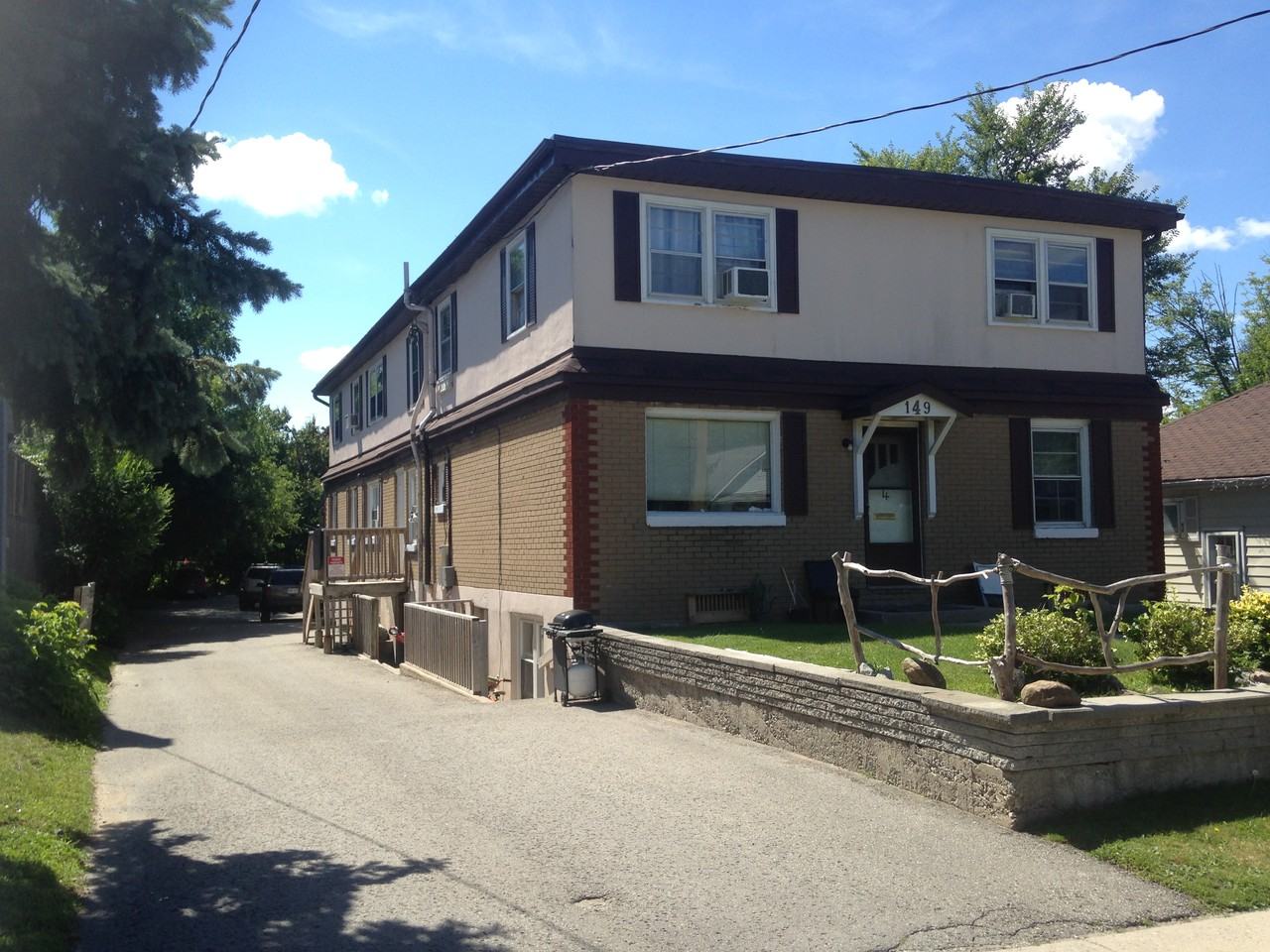 149 St. Apartments 149 Street, Barrie, ON L4M 1V9