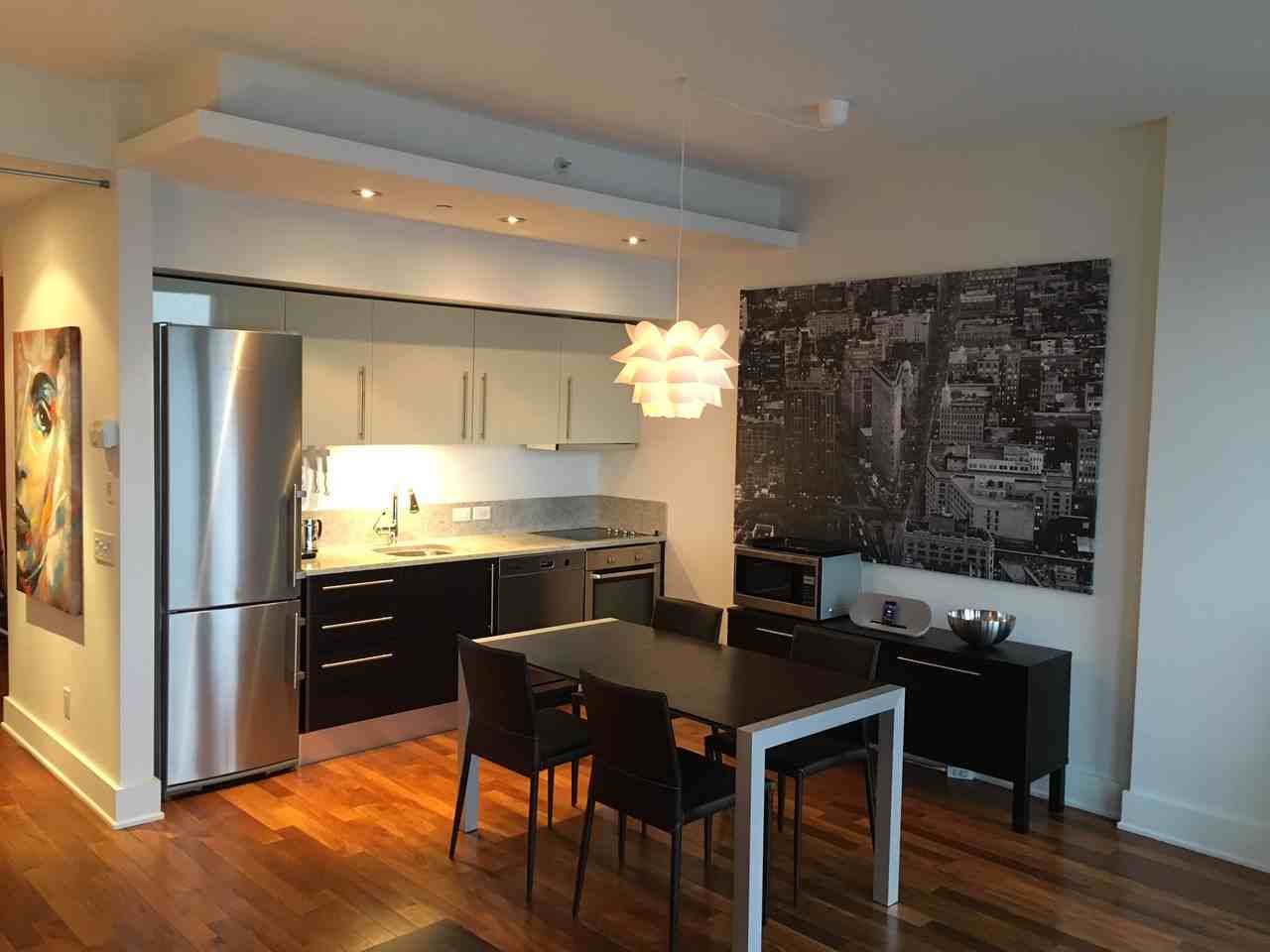 333 Rue Sherbrooke Est #503 - Photo 7 of 14