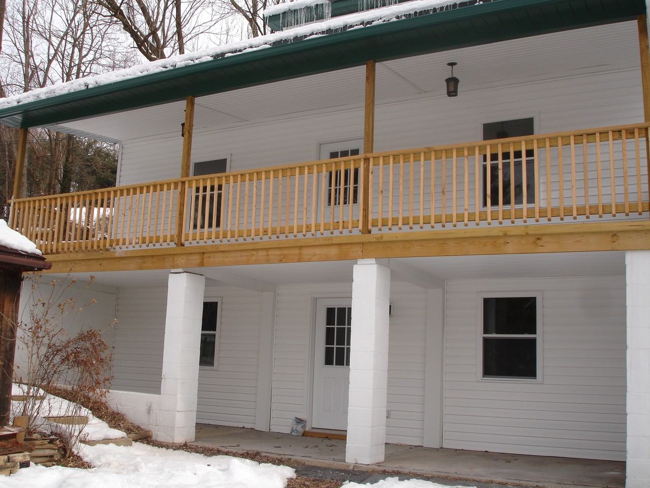 1067 Rawlinsville Rd - Photo 2 of 19