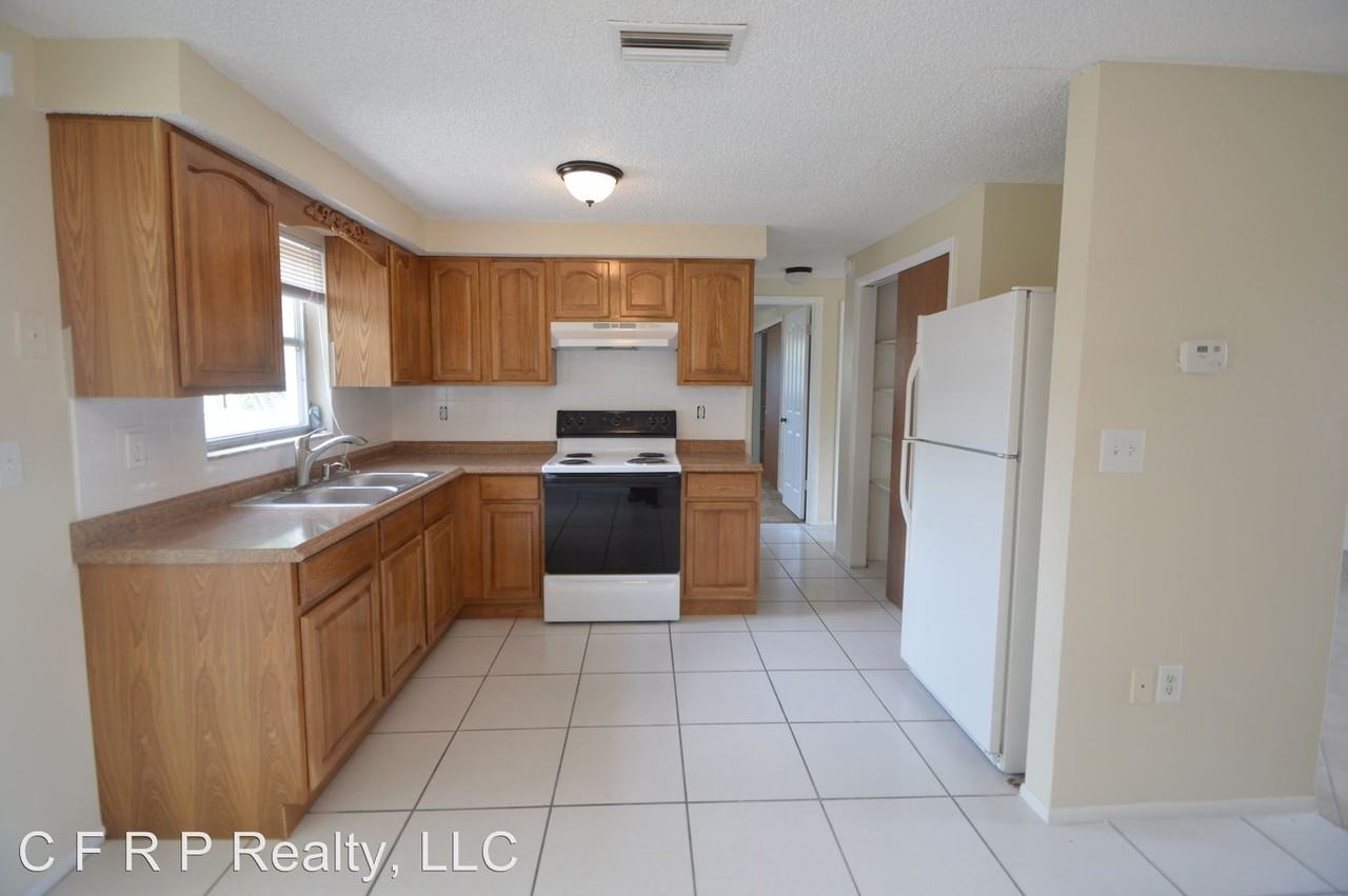 6312 Baldwyn Ave - Photo 2 of 15