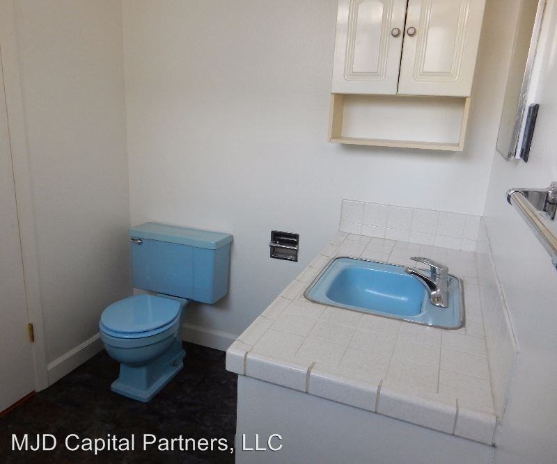 1111 Woodside Road - Photo 2 of 16