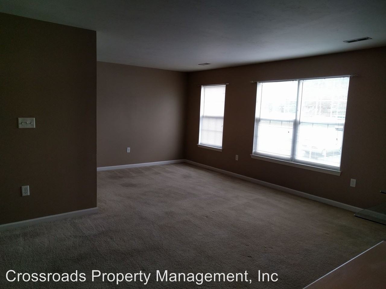 408B Buttonwood Ln - Photo 3 of 8