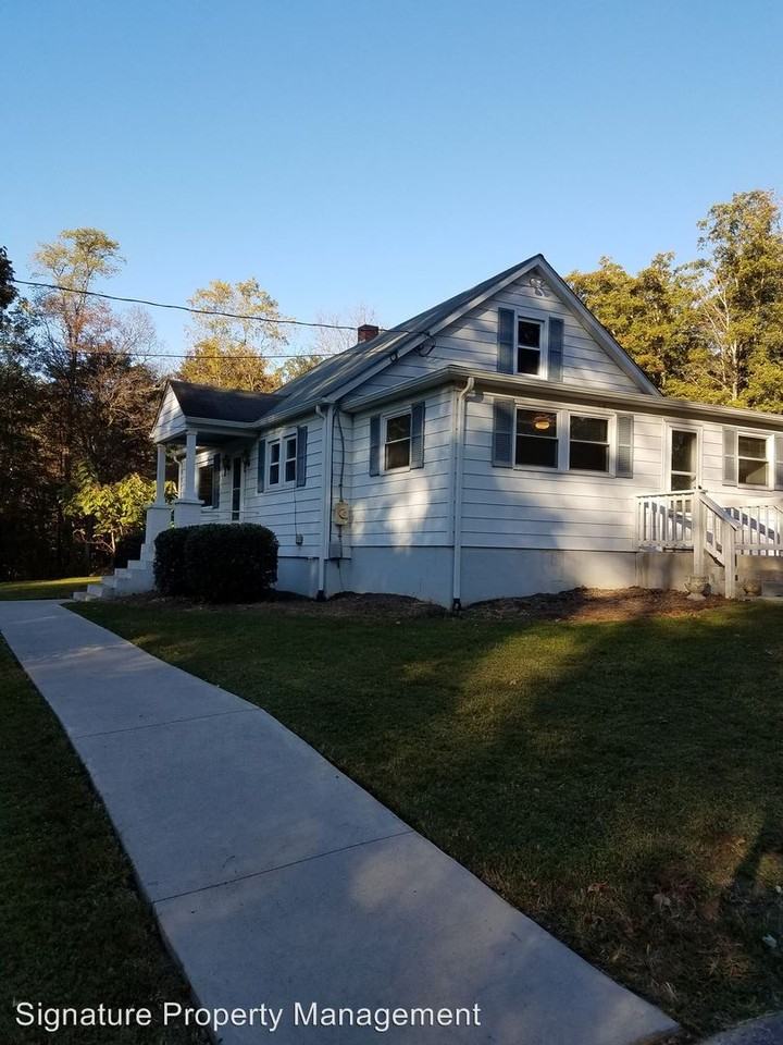 4858 Little Bear Rd - Photo 2 of 17