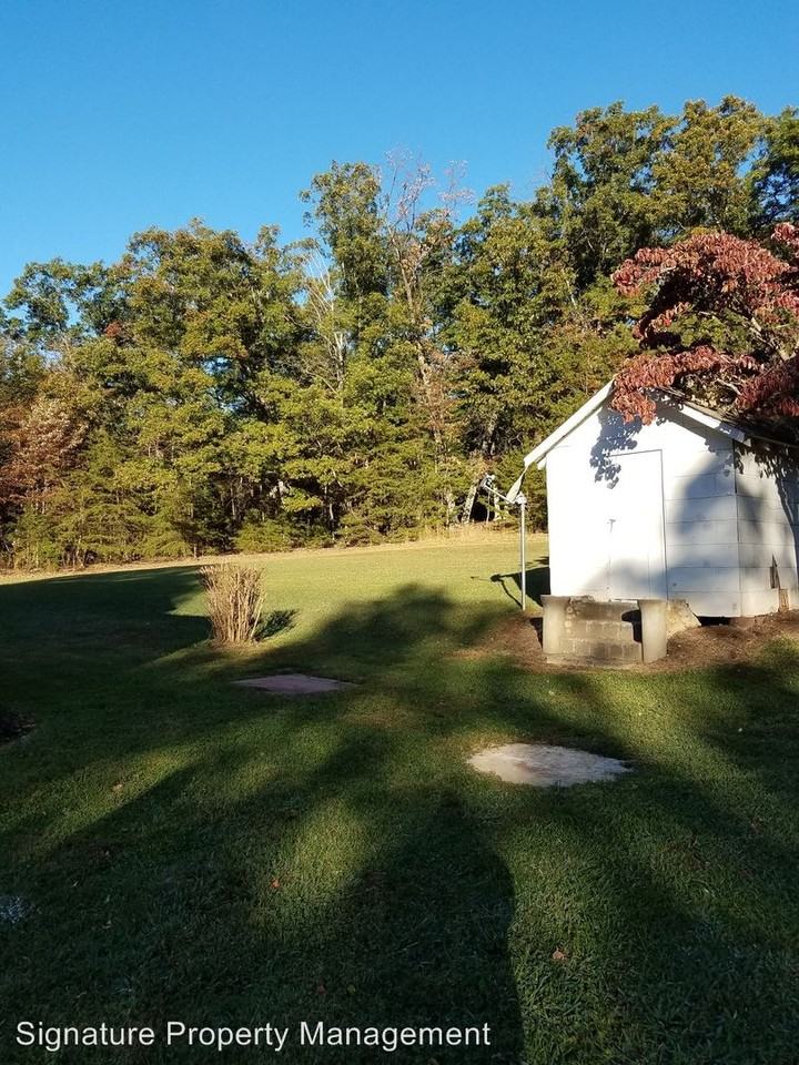 4858 Little Bear Rd - Photo 3 of 17