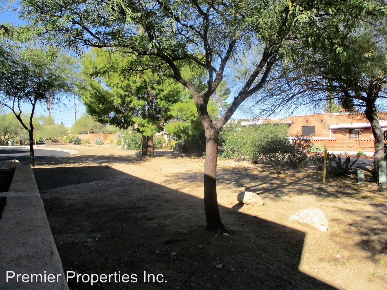 380 S Paseo Tierra - Photo 2 of 14