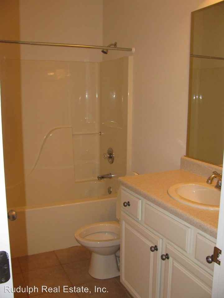 195 Orchard Cir - Photo 2 of 18