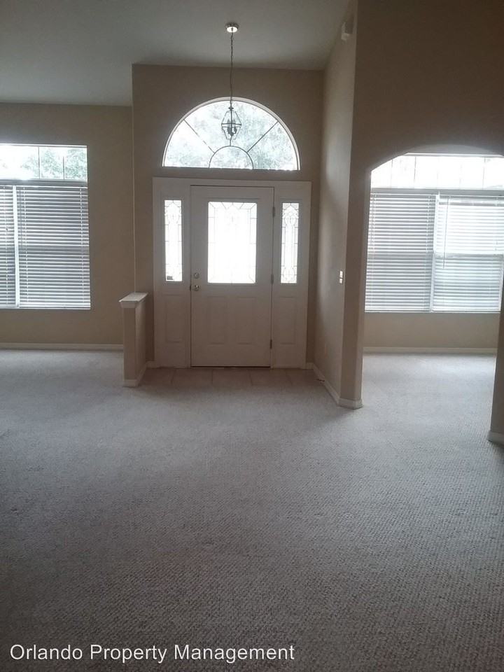 125 Compass Rose Dr - Photo 3 of 24